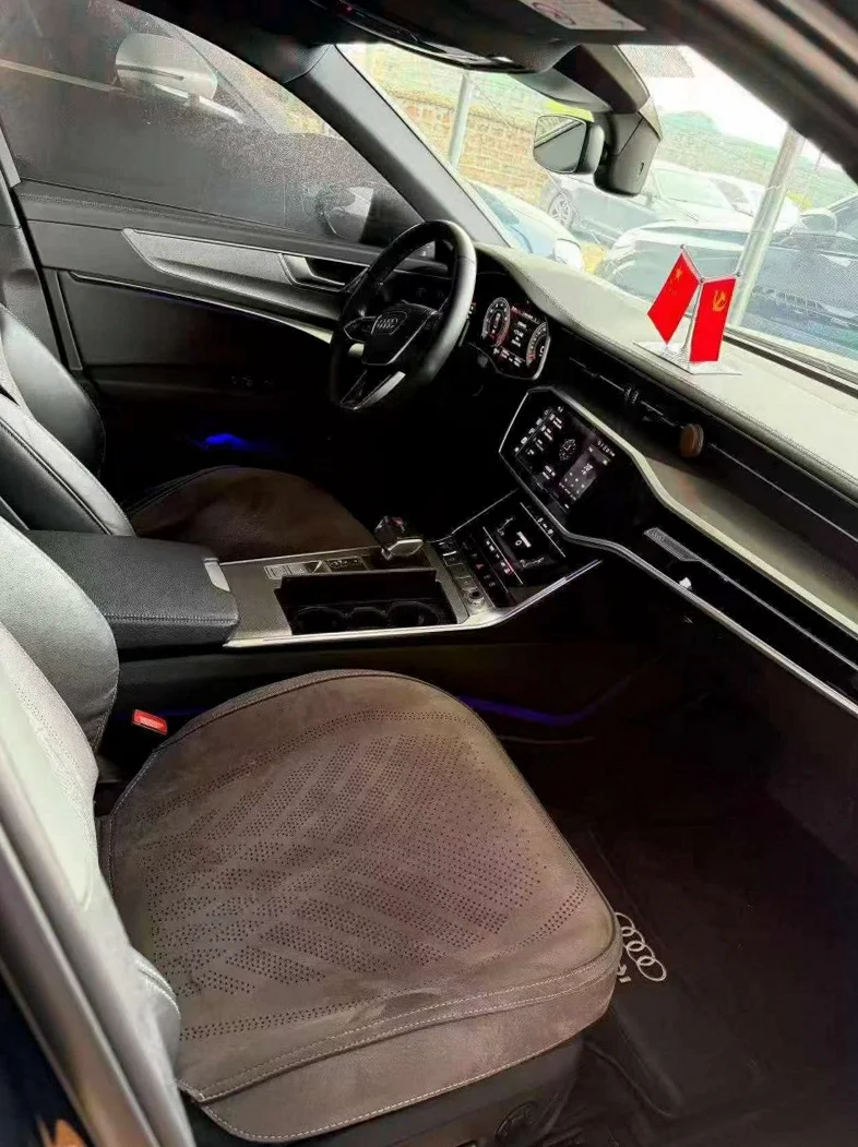 奥迪A6L 后面外观二