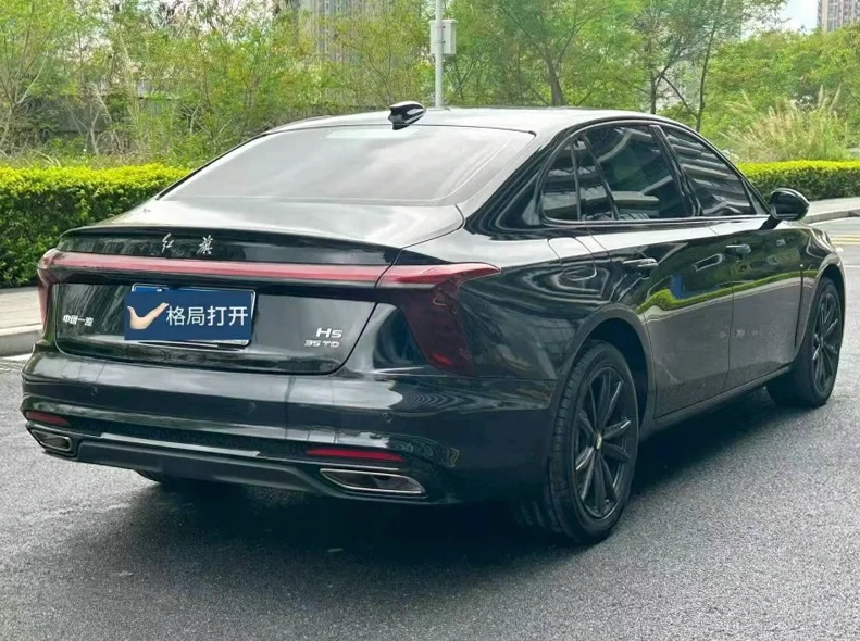 红旗H5 后面外观一