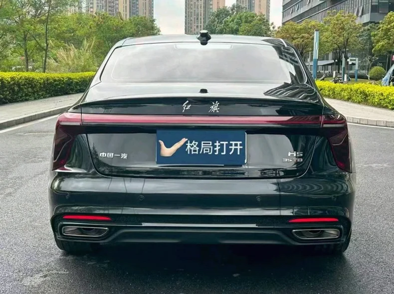 红旗H5 后面外观二