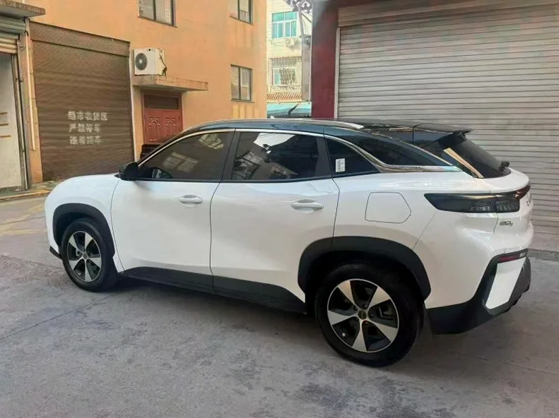 奇瑞舒享家 后面外观一