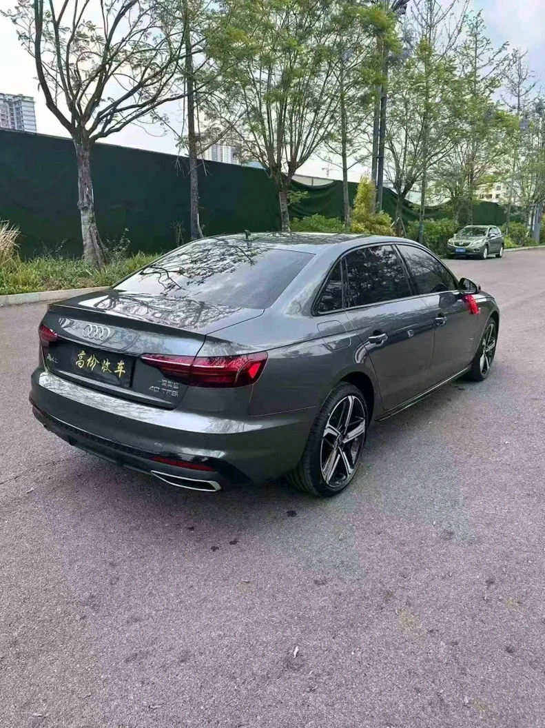 奥迪A4L 后面外观三