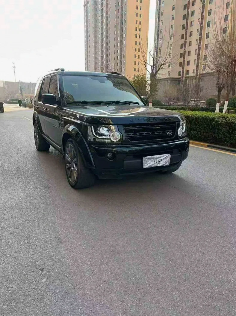 路虎发现 正面外观三