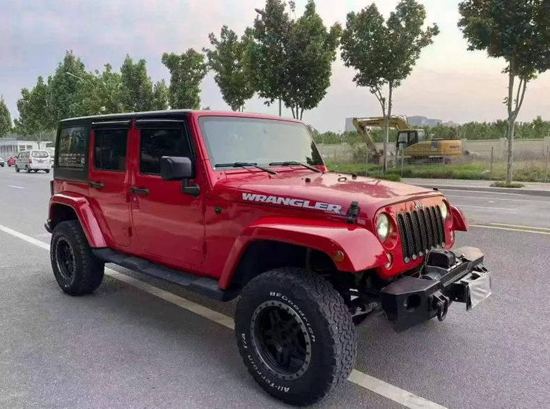Jeep牧马人 正面外观三