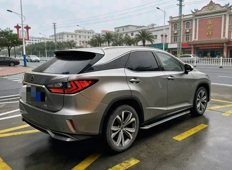 雷克萨斯RX 后面外观三