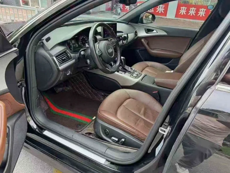 奥迪A6L 后面外观一