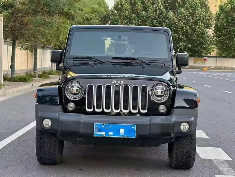 18年Jeep牧马人撒哈拉