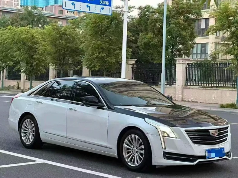 凯迪拉克CT6 正面外观二