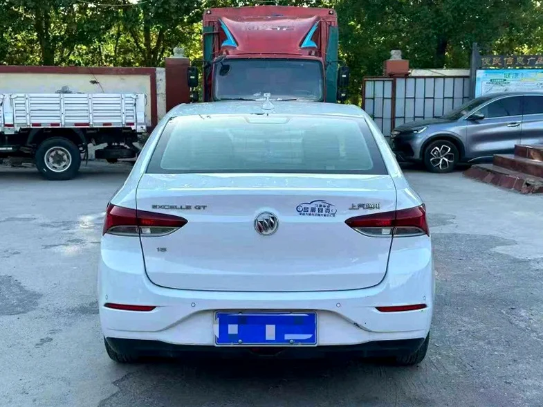 别克英朗 后面外观二