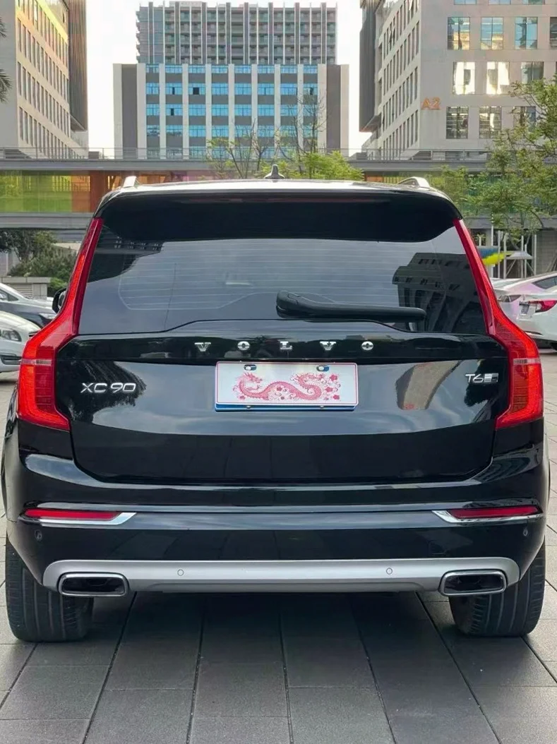 沃尔沃XC90 驾驶室