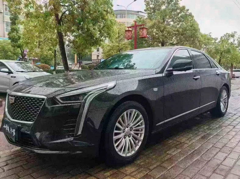 凯迪拉克CT6 正面外观三