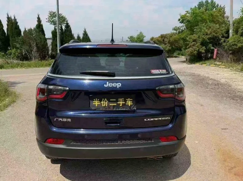 Jeep指南者 驾驶室