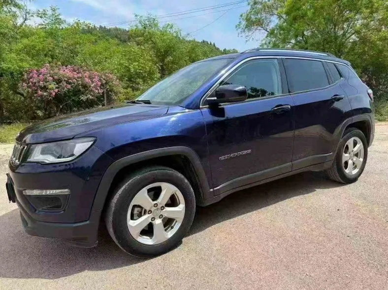 Jeep指南者 正面外观三