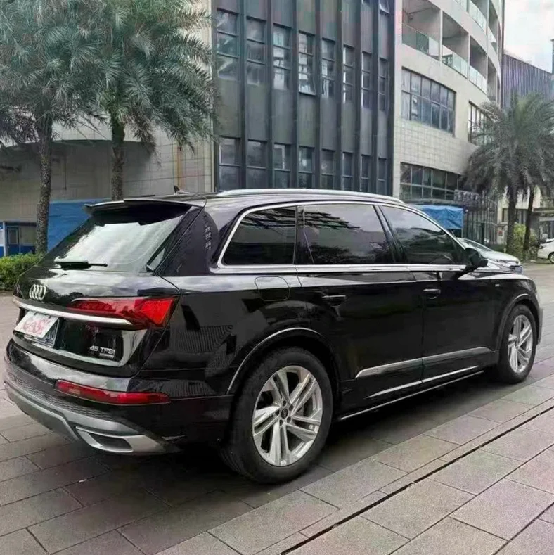 奥迪Q7 内饰前排