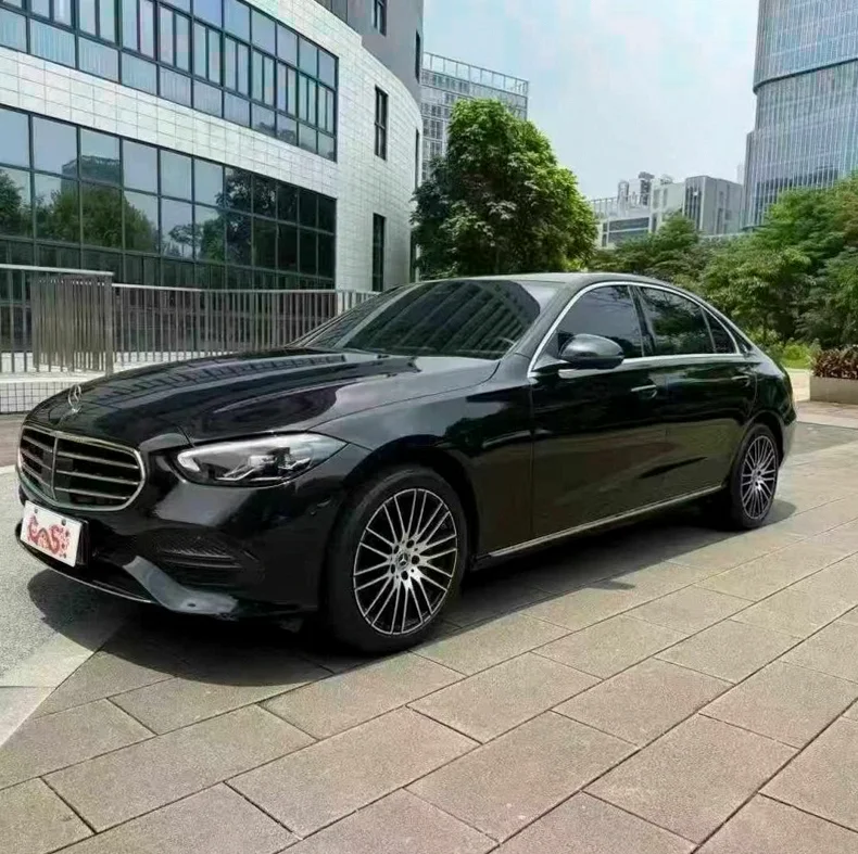 奔驰C 正面外观三