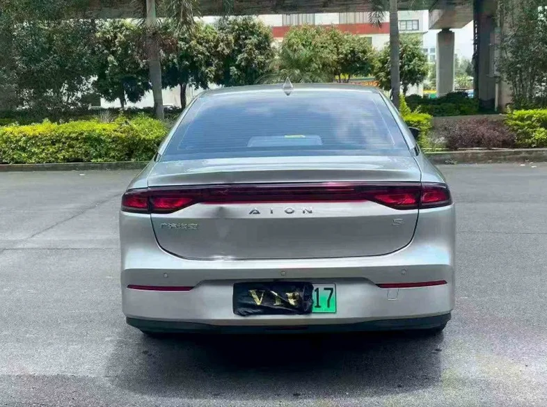 传祺埃安S 驾驶室