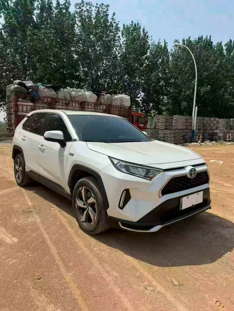 丰田RAV4荣放 正面外观二