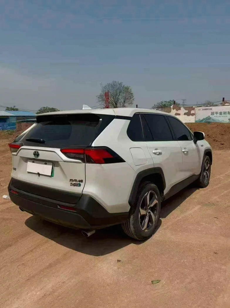 丰田RAV4荣放 内饰后排