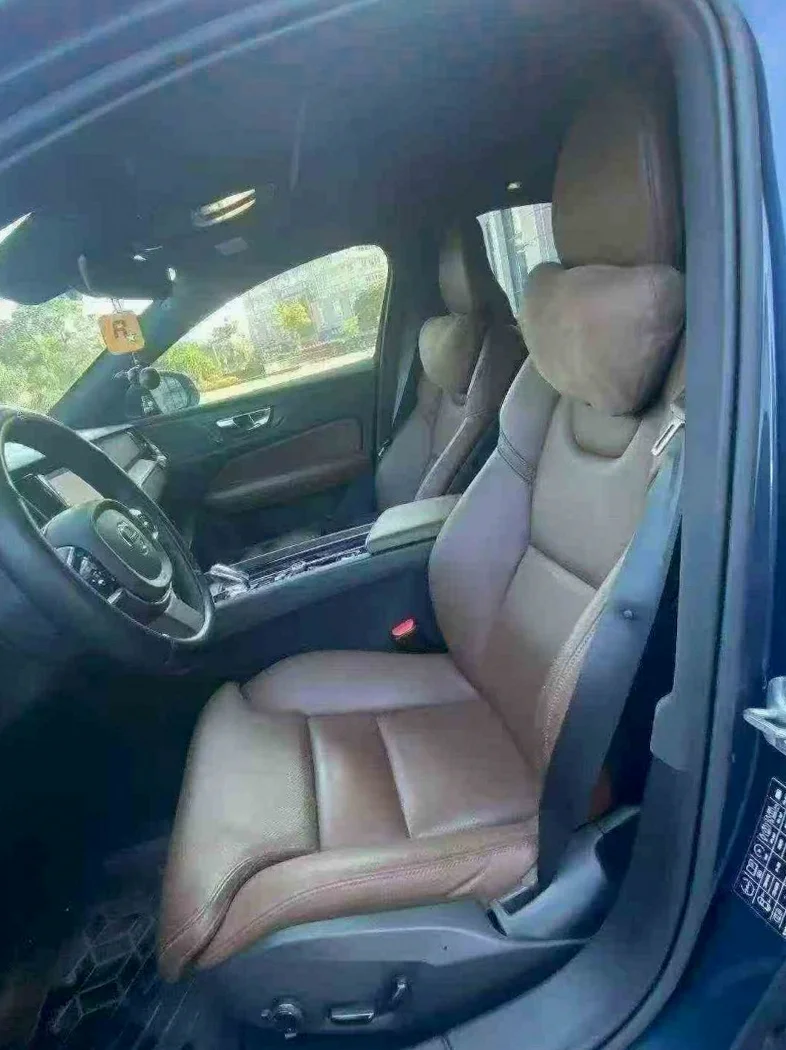 沃尔沃S60L 后面外观二