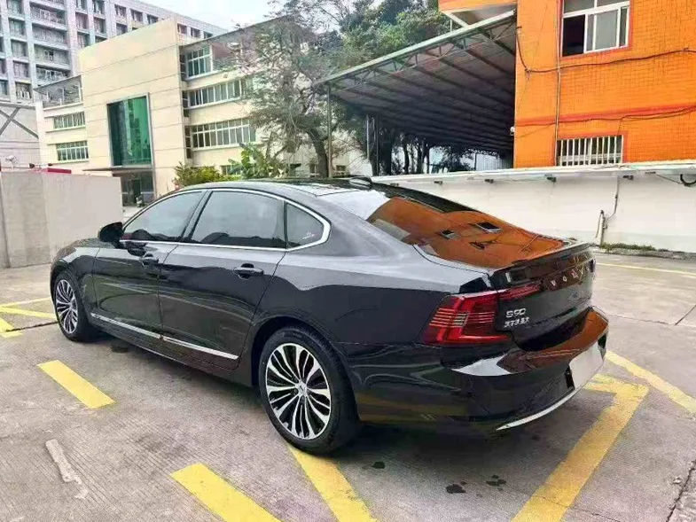 沃尔沃S90 正面外观三