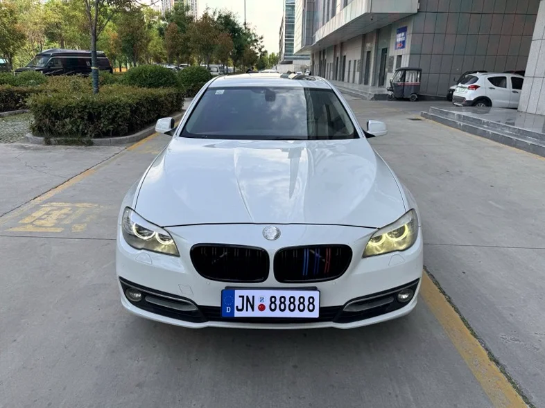 13年宝马530Li豪华设计套装