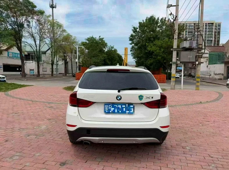 X1宝马 驾驶室
