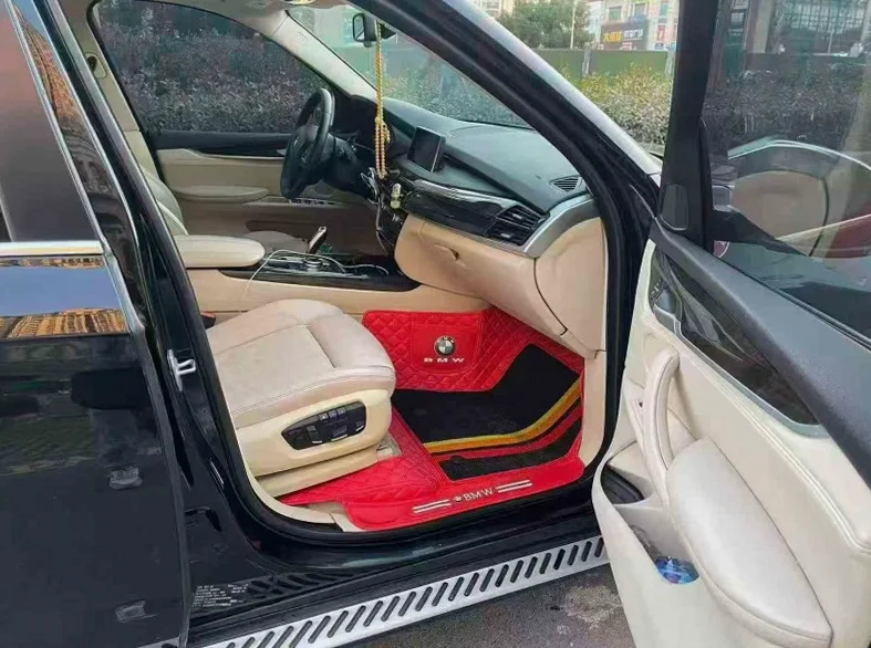 宝马X5 后面外观三