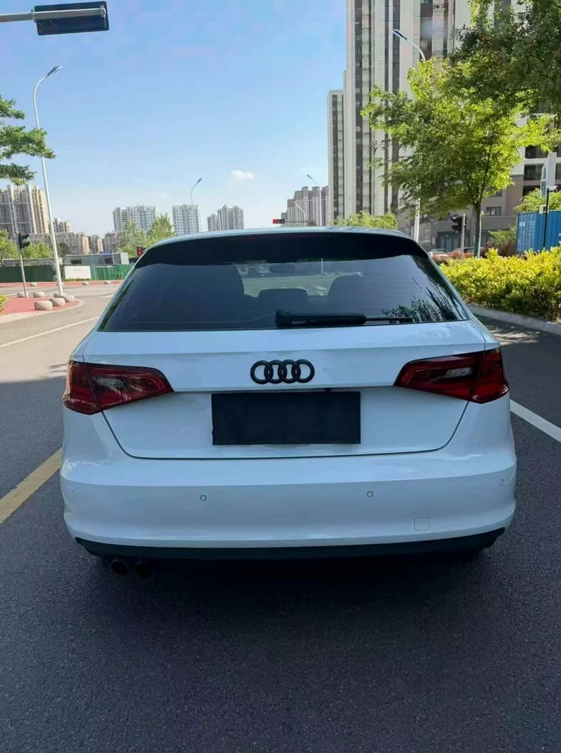 奥迪A3 驾驶室