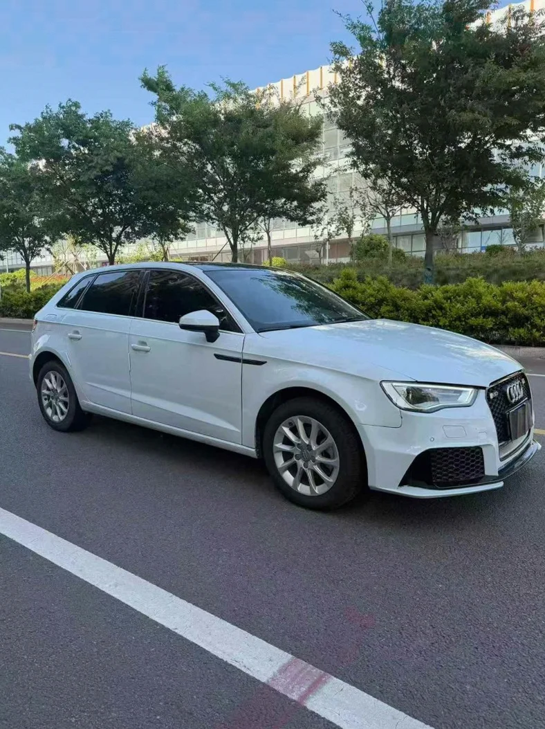 奥迪A3 正面外观二