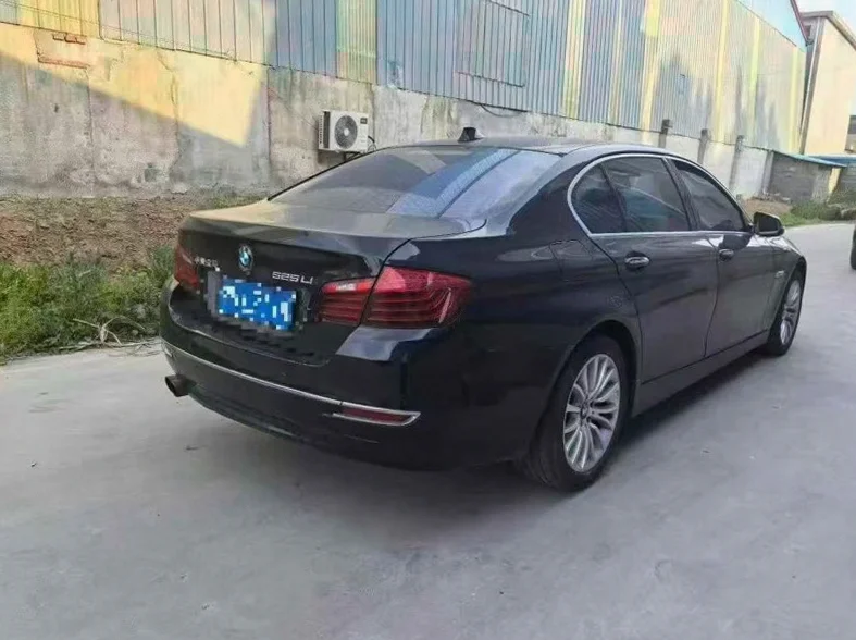 宝马5系 内饰前排