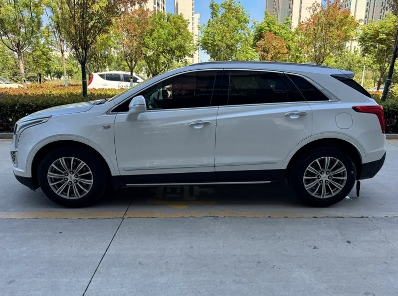 凯迪拉克XT5 后面外观一