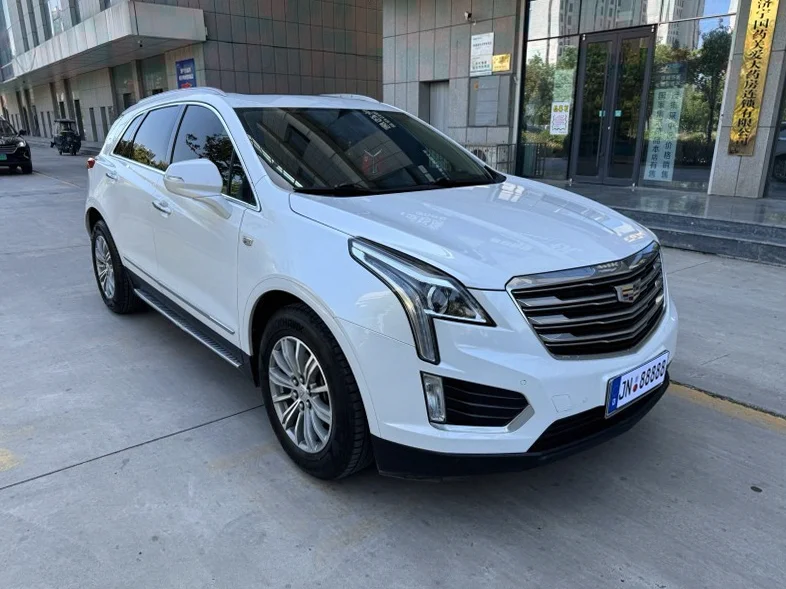 凯迪拉克XT5 正面外观三