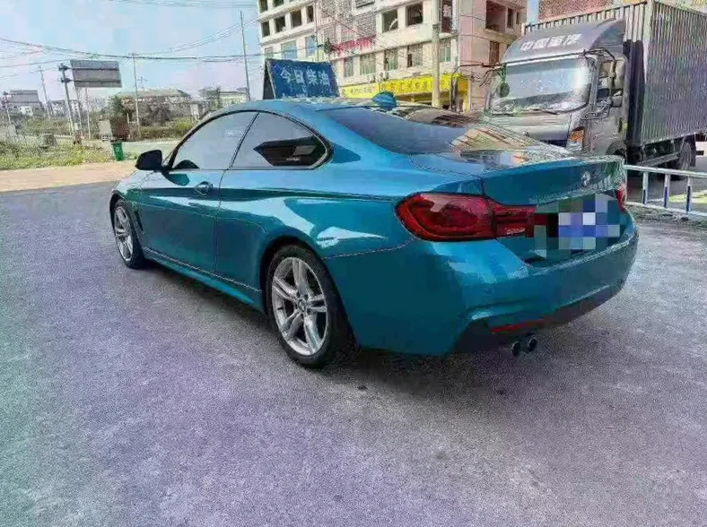宝马4系 内饰前排