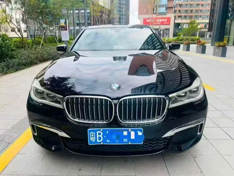 19年宝马740Li 尊享型