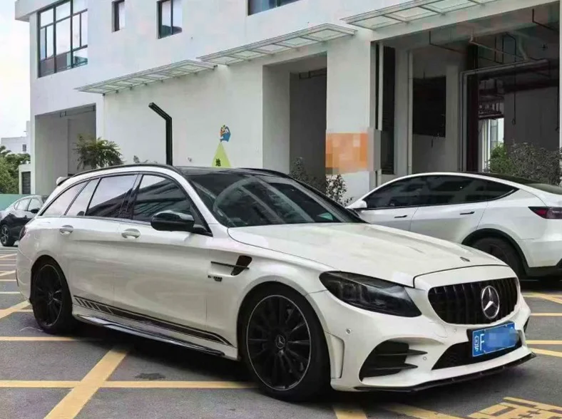 奔驰AMG 正面外观二