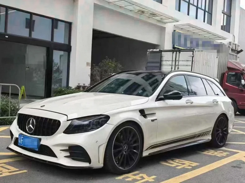 奔驰AMG 后面外观二