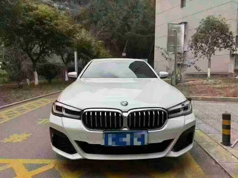 22年宝马525Li 2.0T豪华版