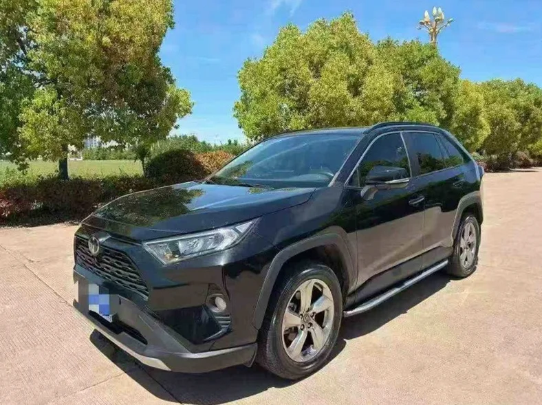 丰田RAV4荣放 正面外观二