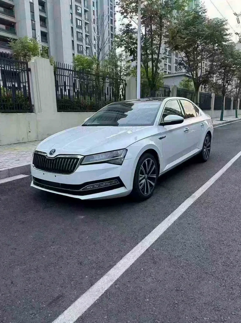 斯柯达速派 正面外观二