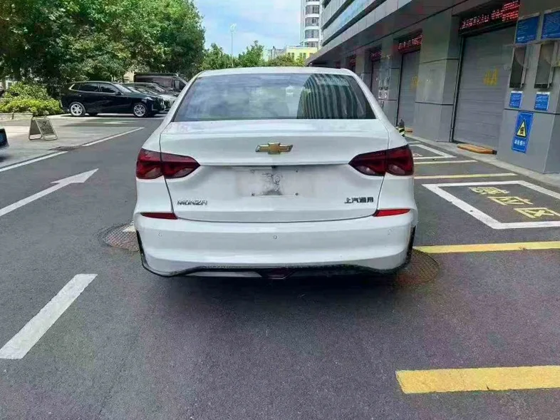 雪佛兰科鲁泽 驾驶室