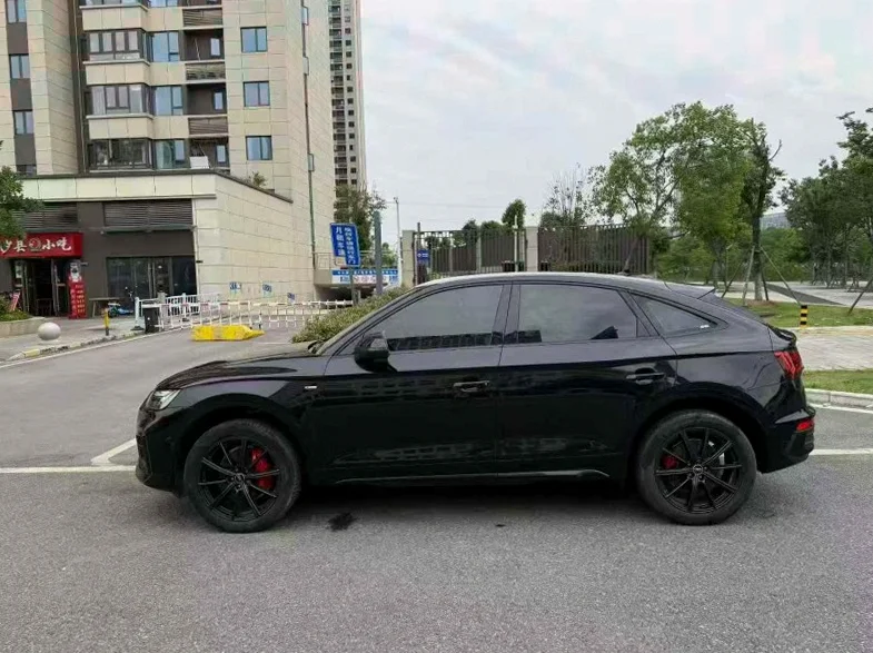 奥迪Q5 后面外观二