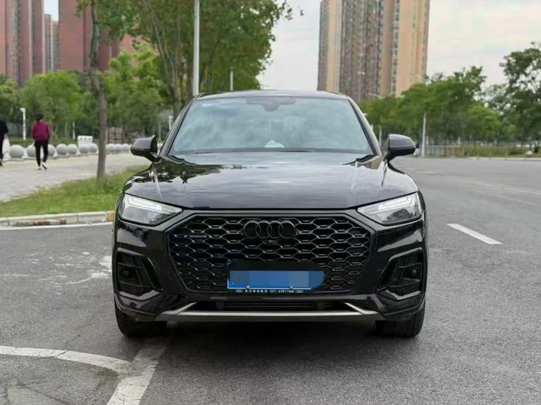 23年奥迪Q5L轿跑SUV