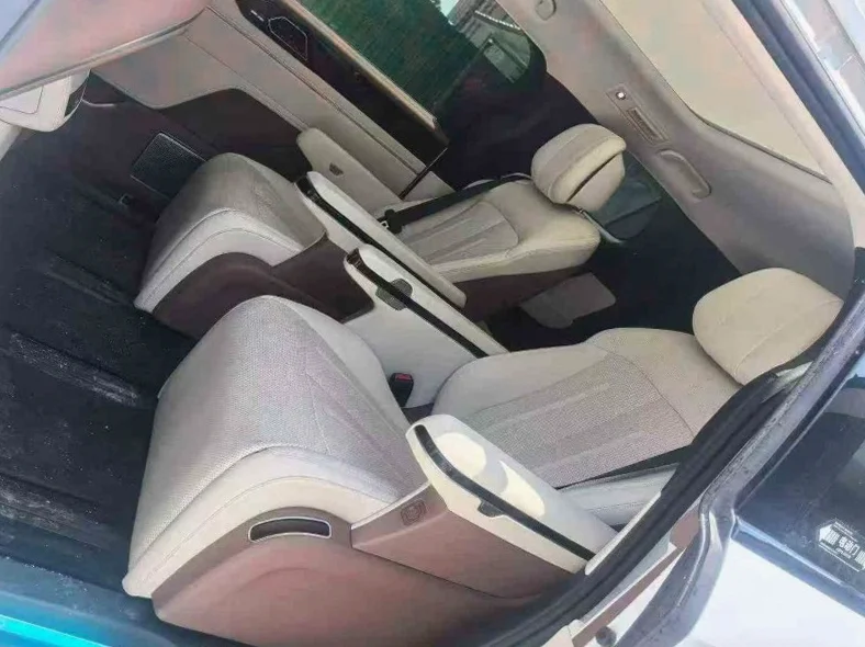 比亚迪夏 后面外观二