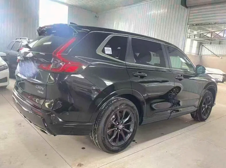 本田CRV 后面外观一