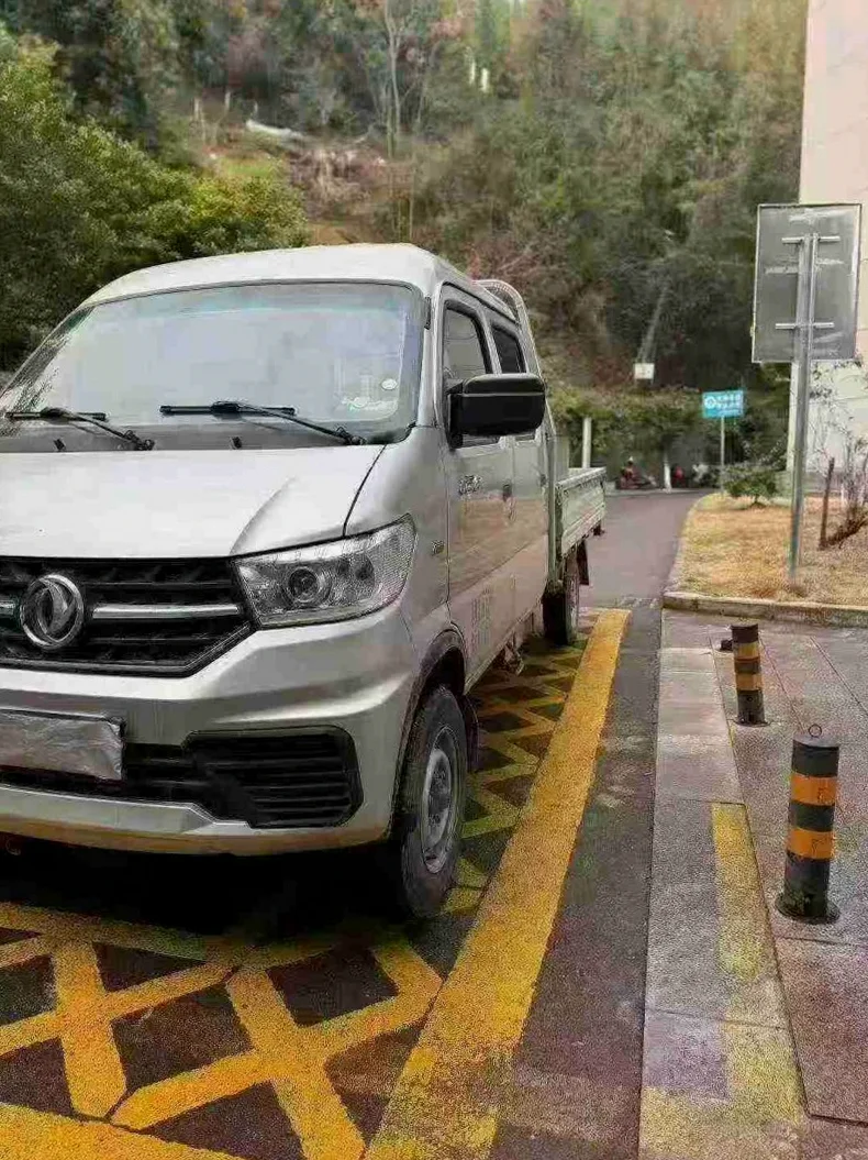 小康东风 正面外观三