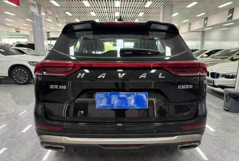 哈弗H6 驾驶室