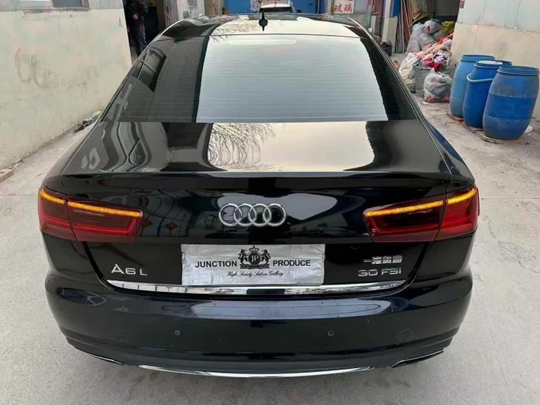 奥迪A6L 驾驶室