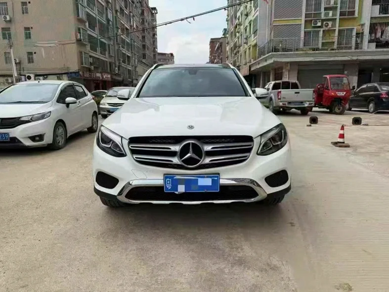 17年奔驰GLC200 2.0T自动四驱高配