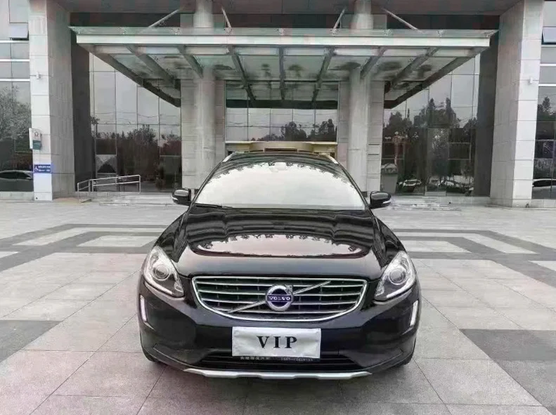 17年沃尔沃XC60 2.0T四驱高配