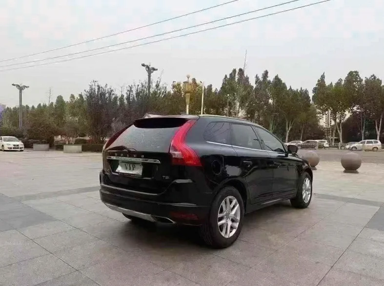 沃尔沃XC60 驾驶室