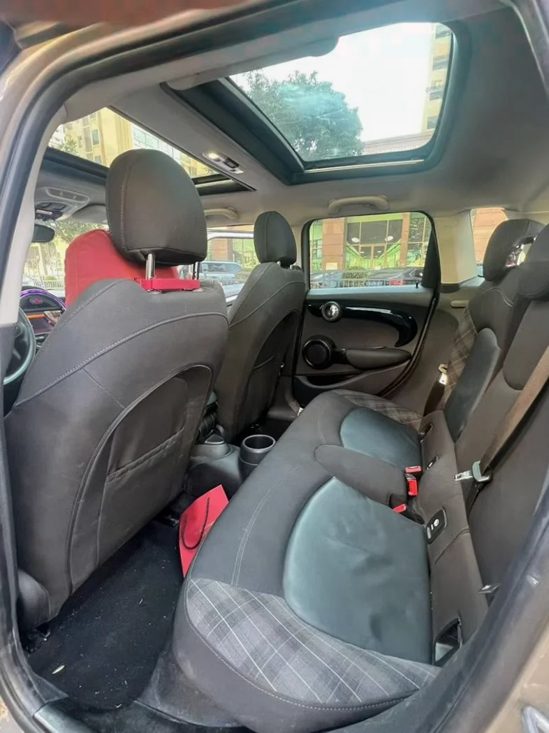 MINICooper 内饰后排